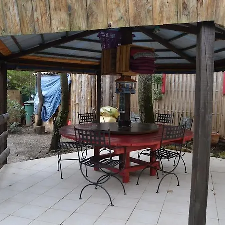 Casa de Férias Casacoquelicot Un Jardin Sud-americain En Provence