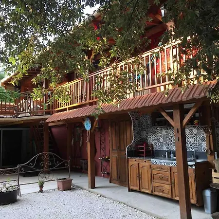 Casacoquelicot Un Jardin Sud-americain En Provence Casa de Férias *